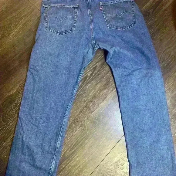 Levi’s 550 40x34 Mens jeans relaxed fit taper lightly distressed - Picture 8 of 9